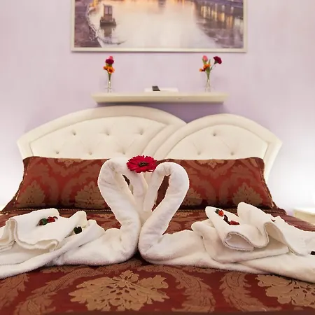 Royal Vatican * Ρώμη